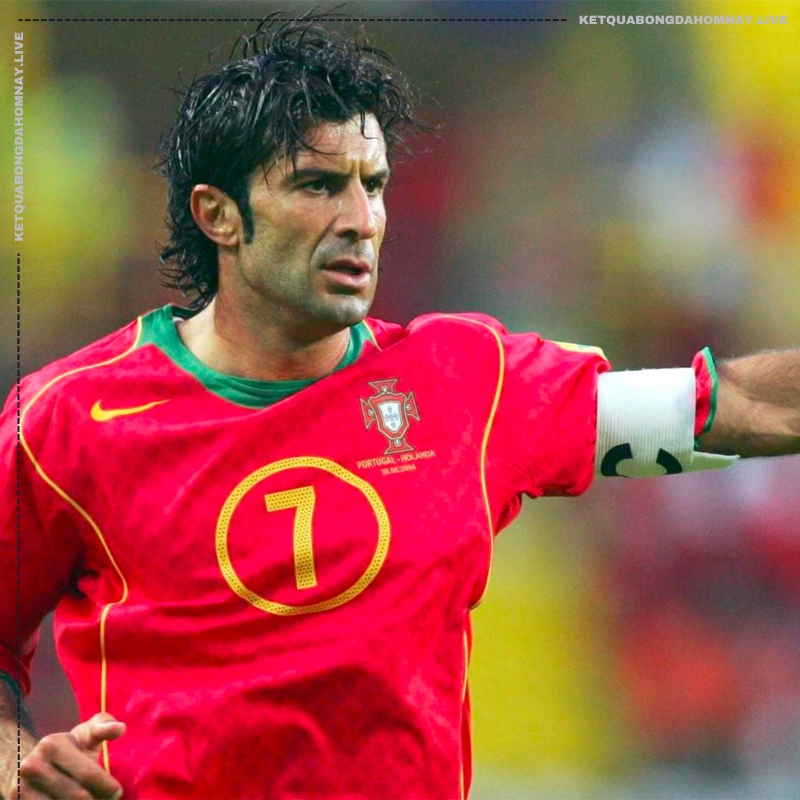 Cầu thủ Bồ Đào Nha nổi tiếng Luis Figo